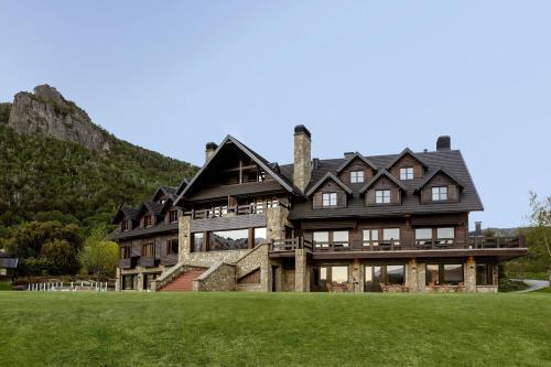 Villa Arelauquen Hotel | Arelauquen Lodge, a Tribute Portfolio Hotel