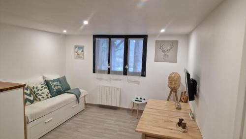Vicdessos Apartment | Ariège, agréable T2 en bord de rivière