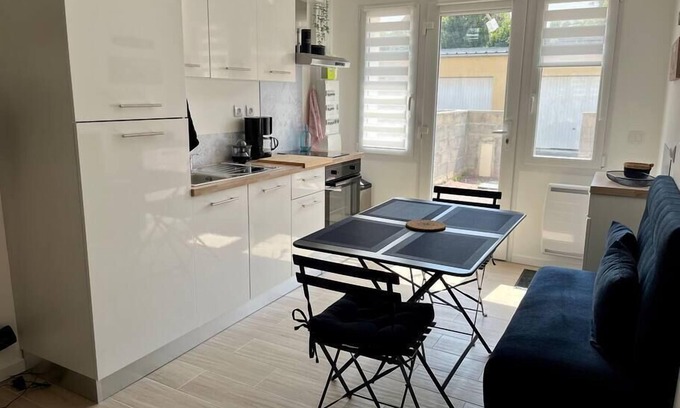 Luc-sur-Mer House | Aristide - Terrasse et Balcons - 300m de la Plage