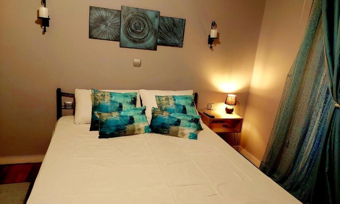 Kounoupidiana Apartment | Art and view-studio