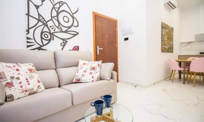 San Anton Apartment | Art Apartment I, One-Bedroom Apartment