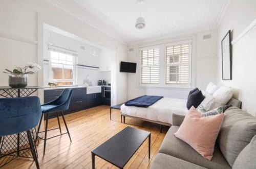 Darlinghurst Apartment | Art Deco Studio in the heart of Darlinghurst