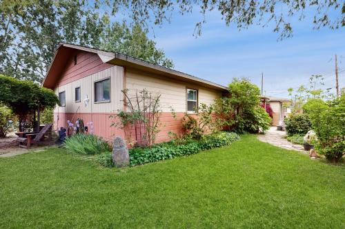 Boise House | Art Garden Cottage