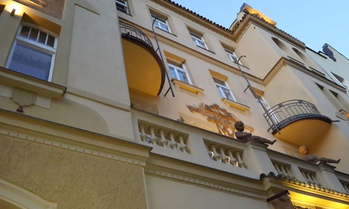 Karlin Apartment | Art nouveau beauty