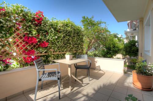 Mytilene Apartment | Art of urban hospitality!