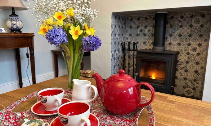 Harrogate Cottage | Artists’ Cottages Artists’ Place close HCC wifi