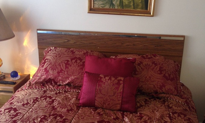 Westlake House | As close to San Francisco you can without being in San Francisco! IDEAL LOCATION