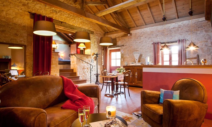 Cubjac House | 'As Happy as God In France' at La Chartreuse du Maine, unique estate in Dordogne