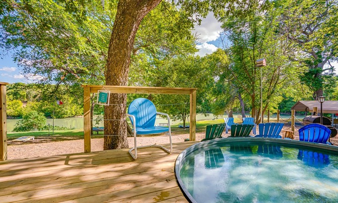 New Braunfels House | Ask for 20% Off, Cozy Home, Riverfront, Nature