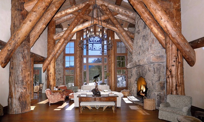 Aspen House | Aspen Alpine Mountain Lodge