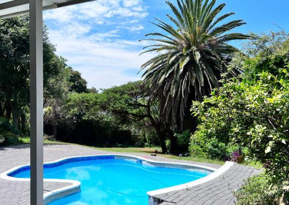 Northcliff Apartment | At Bagley Tarrace house