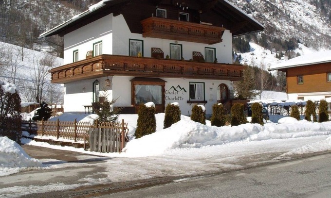 Fusch an der Grossglocknerstrasse House | Holiday house Fusch an der Großglocknerstraße for 4 - 18 persons with 8 bedrooms - Holiday house