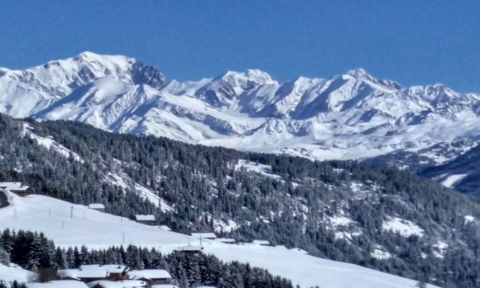 Bisanne 1500 Apartment | At the foot of the slopes - Large 4 bedroom duplex with panoramic view of Mont Blanc