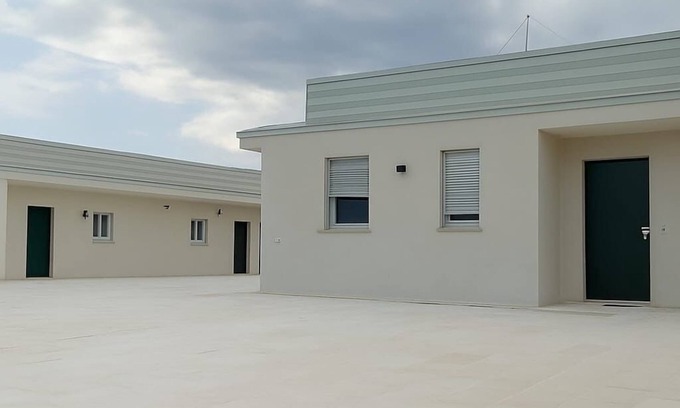 Gioia del Colle Bed & Breakfast | At the Seventh Kilometer - Casa Cielo, nestled in the green Apulian countryside