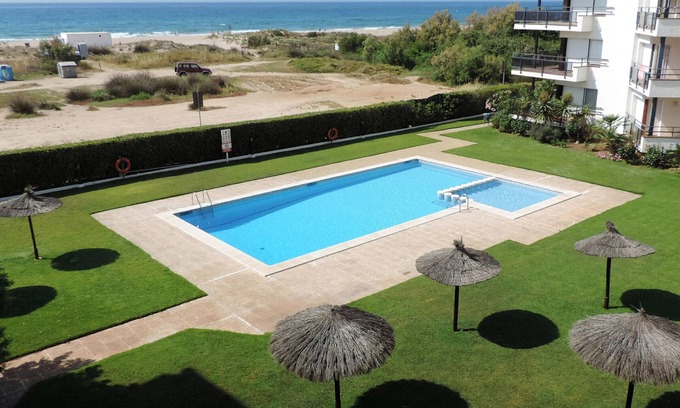 Creixell Apartment | AT017 Constel.lació: Apartamento con salida a una terraza con fantásticas vistas al mar