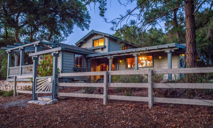 Atascadero Cabin | Atascadero Lodge, Loft & Lounge