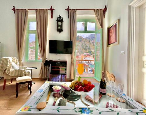 Symi Apartment | “Athenas” Neoclassic Harbour View Apartment