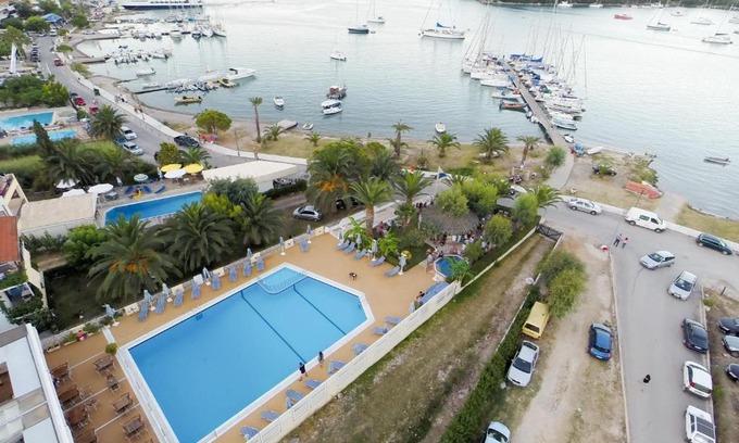 Yenion Hotel | Athos Hotel