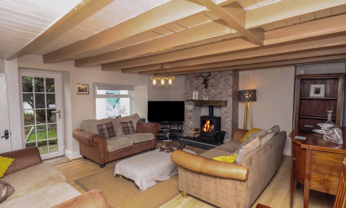 Hawsker Cottage | ATLANTA, pet friendly, character holiday cottage in Whitby