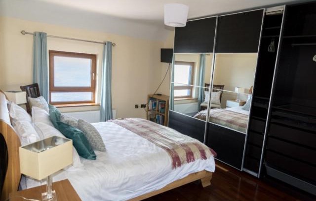 Coumeenoole House | Atlantic rest