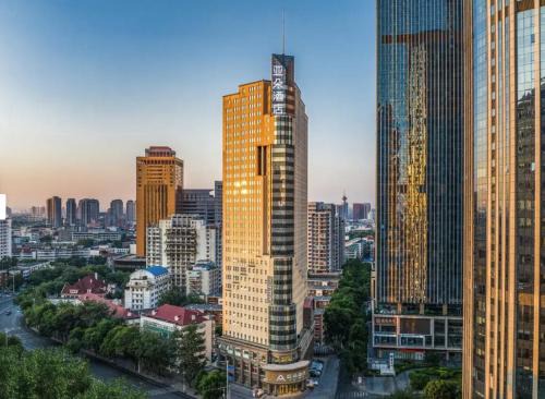 Five Great Avenues Hotel | Atour Hotel Tianjin Wudadao Xiaobailou Subway Station