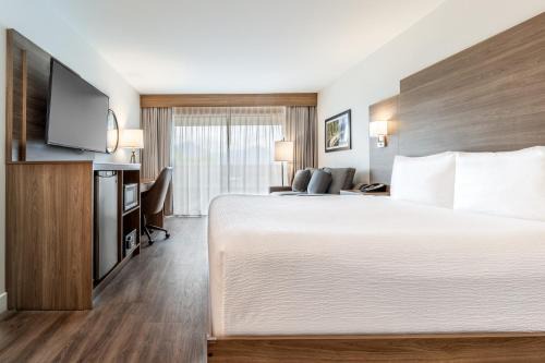 Hastings Hotel | Atrium Hotel Vancouver