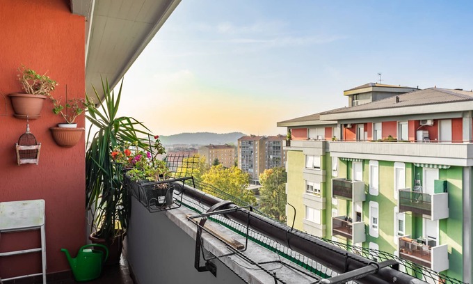 Urago Mella Apartment | Attico Montiglio