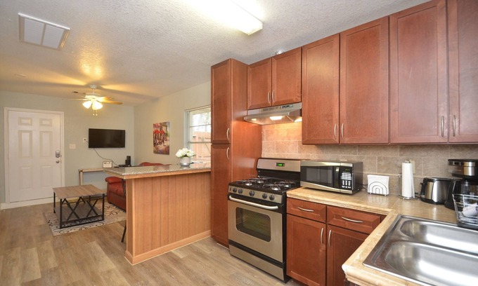 Spring Branch West House | Attractive Suite by Memorial City Mall - West Houston