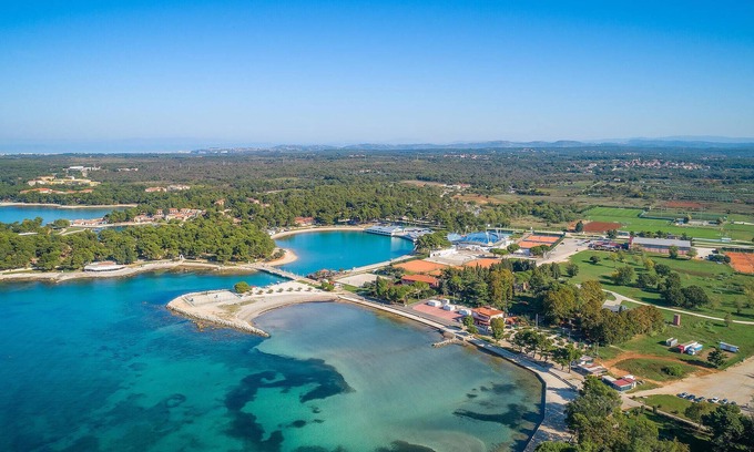 Kaldanija House | Attractive vacation home with pool in the green north of Istria.