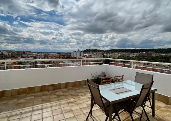 Burgos Apartment | Atuaire Home Ático 360º de Burgos PARKING INCLUIDO