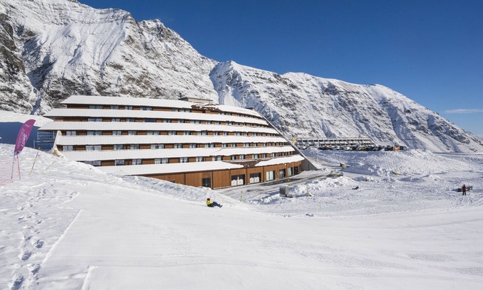 Piau Engaly Condo | Au pied des pistes & piscine chauffée | Sauna