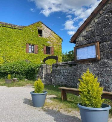 Veyreau Hotel | Auberge de Cadenas