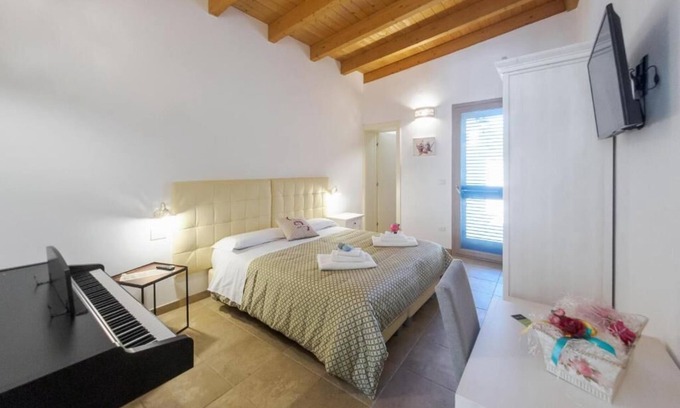 Tricase House | Aunts' Garden - Sun Room