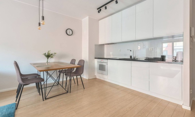 Old Town Apartment | Aura 39 by Grand Apartments