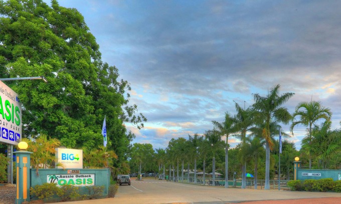 Richmond Hill RV Rental | Aussie Outback Oasis