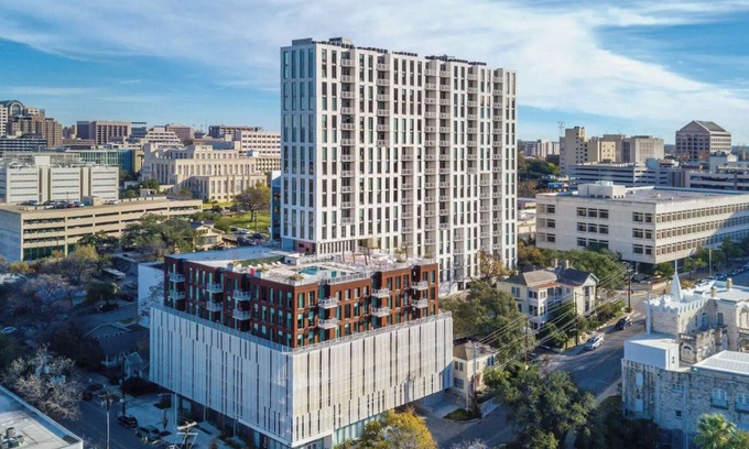 Civic District Condo | Austin Resort 1BR Suite Sunday Check-In