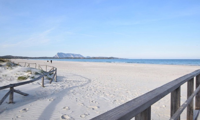 Monte Petrosu Apartment | Authentic Sardinia with sea view.