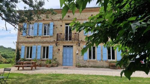 Salvagnac Bed & Breakfast | Aux roses de Cèdres