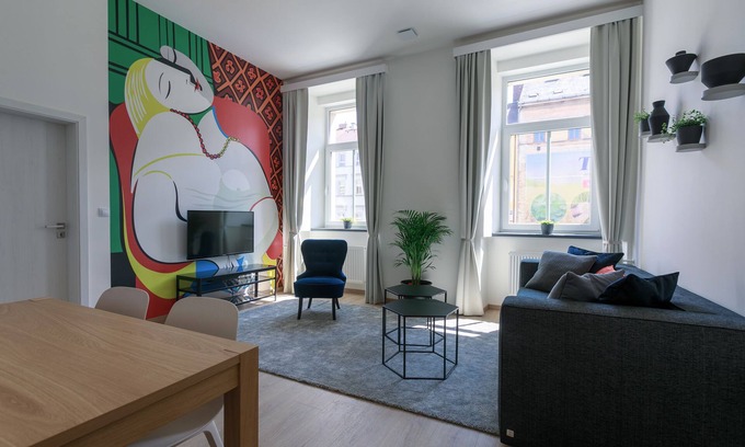 Pilsen Apartment | Avantgarde apartments