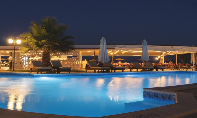 Eretria Apartment | Avantis Suites Hotel