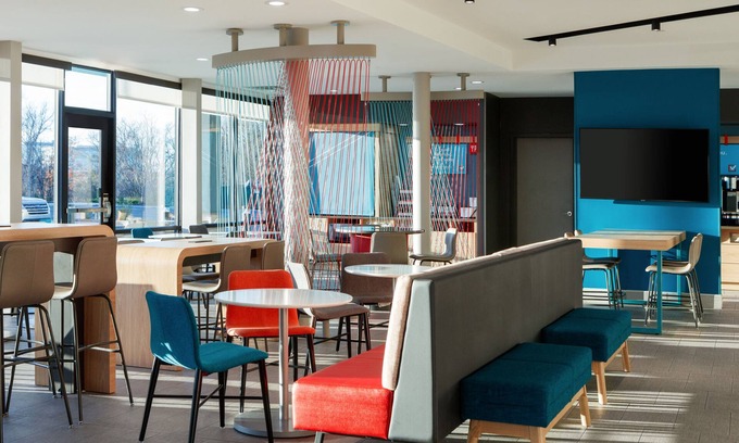 Harrisburg Hotel | avid Hotel Harrisburg NE Hershey Area by IHG