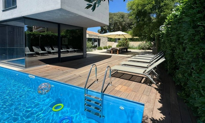 Mugeba Villa | Award-winning designer villa with sea view and wellness for 10 persons in Poreč