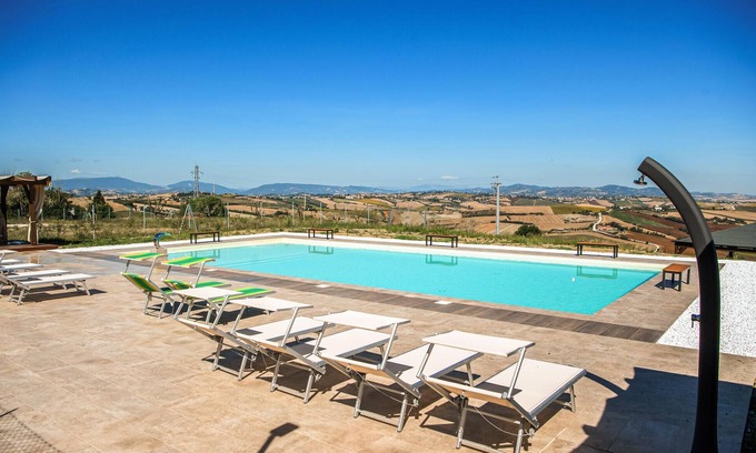 Ponte Rio Apartment | Awesome apartment in Terre Roveresche