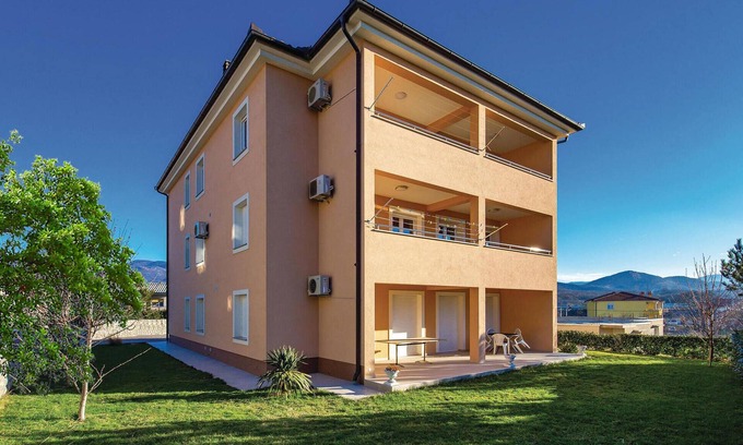 Soboli Apartment | Awesome apartment in Cavle with WiFi
