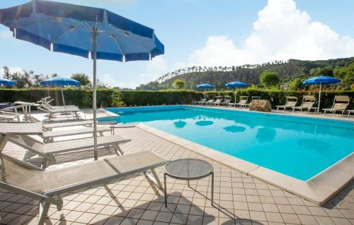 Monteluiano Apartment | Awesome Apartment In Gubbio With Wifi