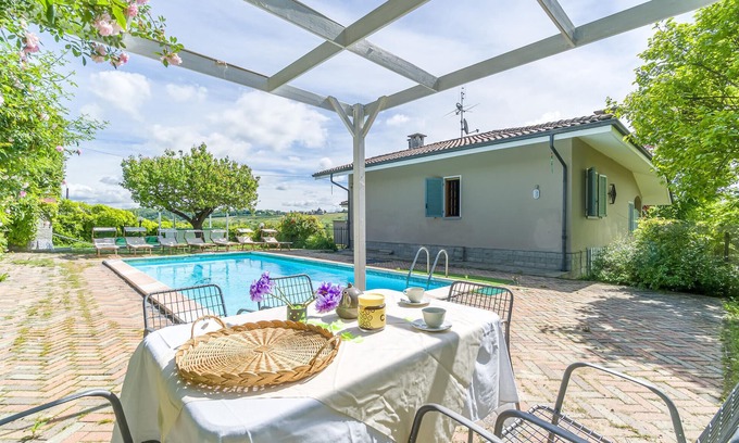 Agliano Terme House | Awesome home in Agliano Terme (AT)