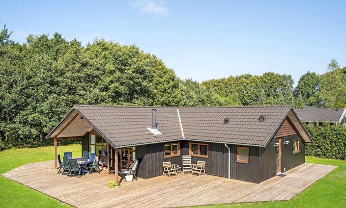 Ansager House | Awesome home in Ansager with WiFi