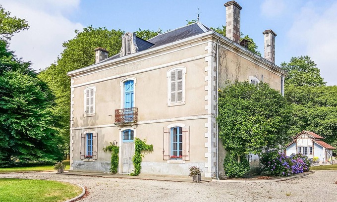 Beylongue House | Awesome home in Beylongue