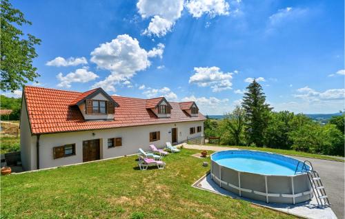 Breznicki Hum House | Awesome Home In Breznicki Hum