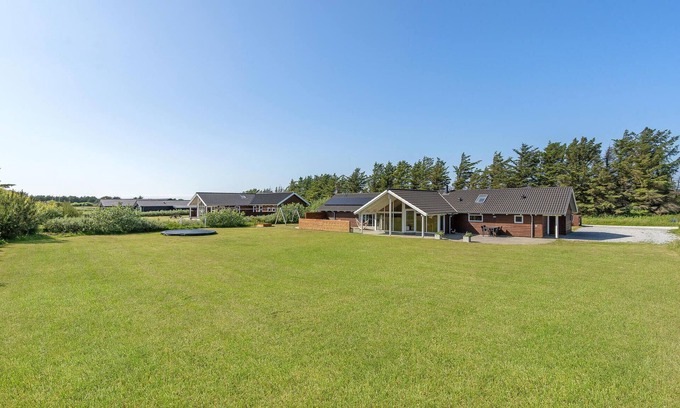 Nr. Lyngby House | Awesome home in Løkken with sauna